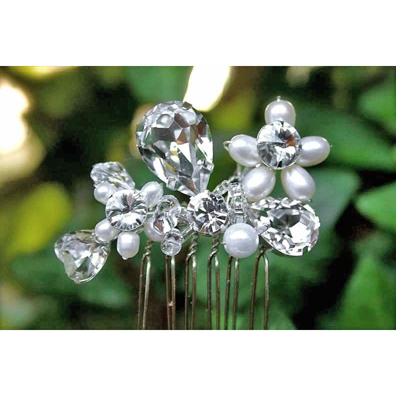 Tear Drop Crystal an Pearl Comb - Wedding Collectibles