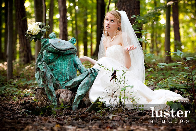 3 Easy Ways to Create a Frog Prince Wedding