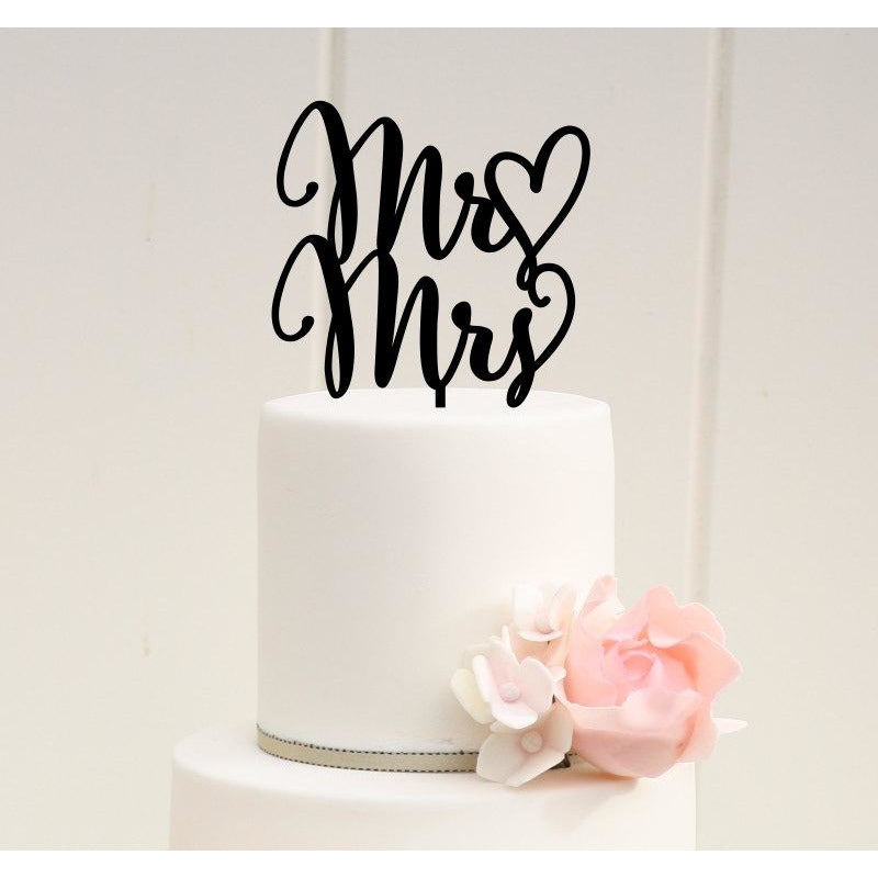 Mr and Mrs Wedding Cake Topper with Heart - Custom Cake Topper - Wedding Collectibles