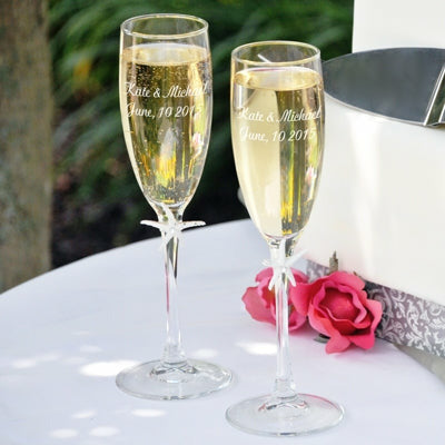 https://weddingcollectibles.com/cdn/shop/products/Beach-Champagne-Flutes--05.jpg?v=1662052901