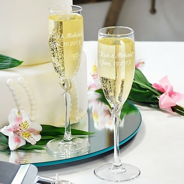 Modern Wedding Toasting Flutes 2 Champagne Flutes Wedding Glasses Bride  Groom Wedding Flutes Free Personalization 