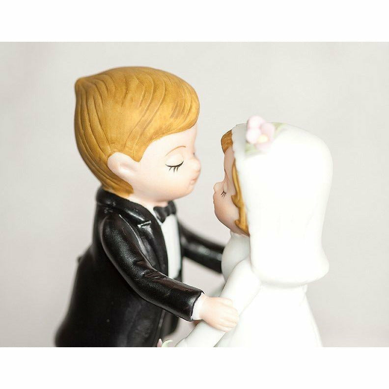 Cute Bride and Groom Wedding Figurine - Wedding Collectibles