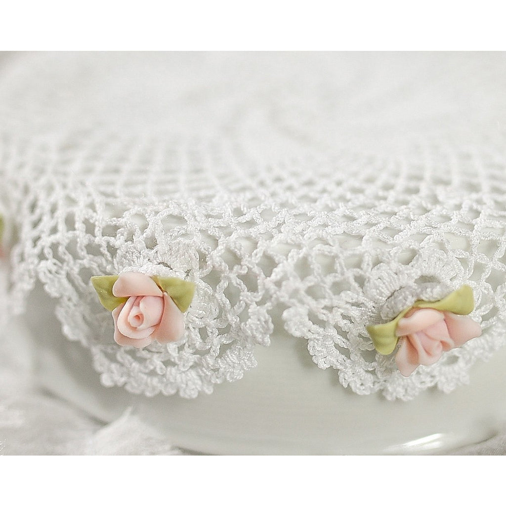 Cute Doily and Rose DIY Cake Topper Base - Wedding Collectibles
