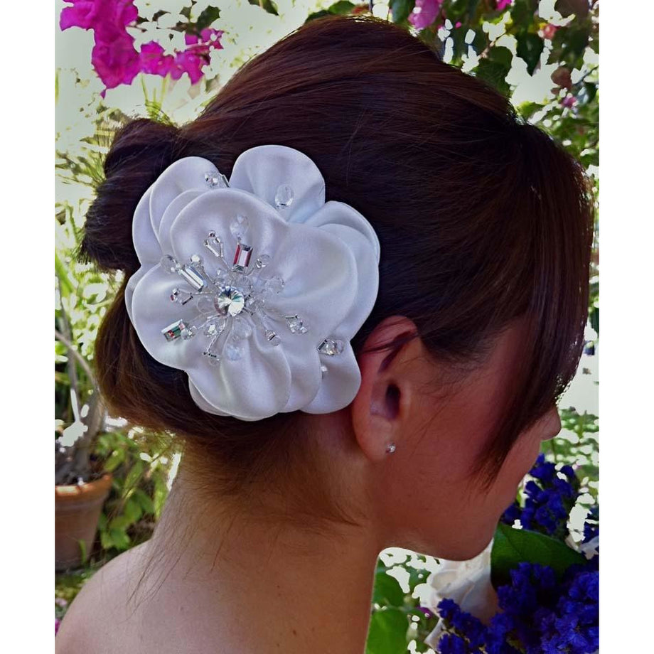 Satin and Crystal Rosette Comb - Wedding Collectibles display picture 3